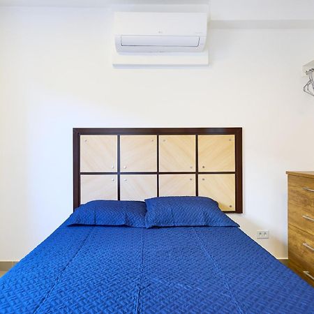Orla Ubatuba 300 Metros - Ar Condicionado, Varanda Gourmet Esterno foto
